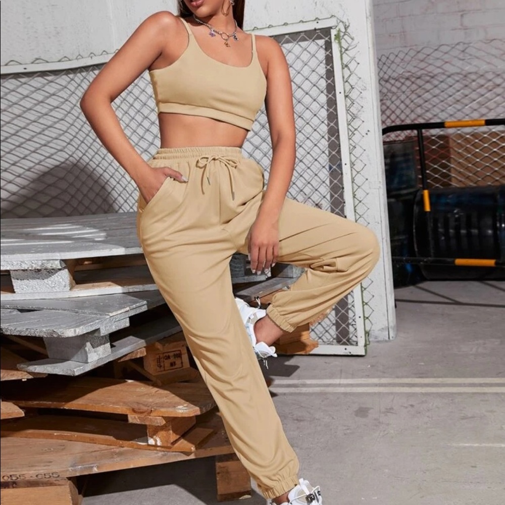 Crop top and sweatpants set